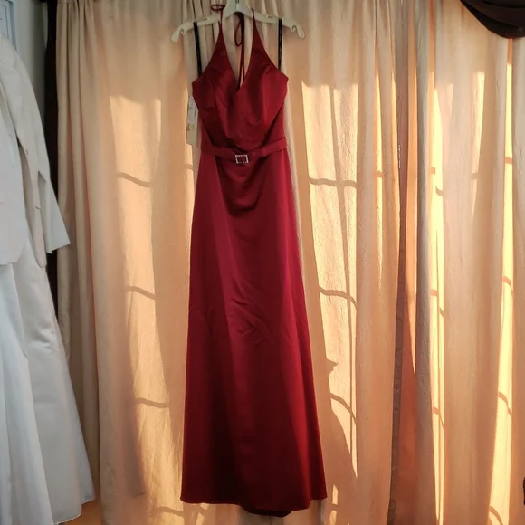 strapless open back dress Athletic Top Short Sleeve By Athleta In Red, Size: L – Clothes Mentor  Westerville OH #126 main image 1